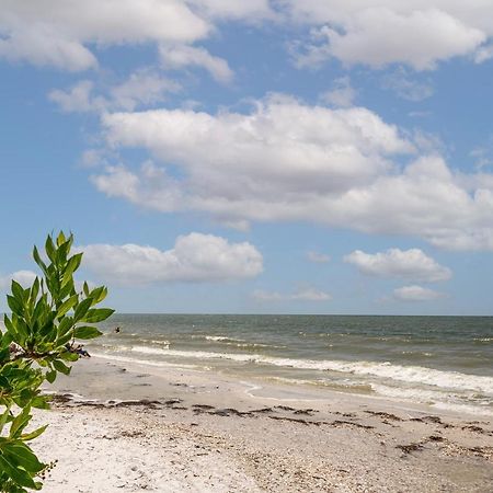 Updated Gulf Front Condo On The South End Of Fort Myers Beach! Condo Exteriér fotografie