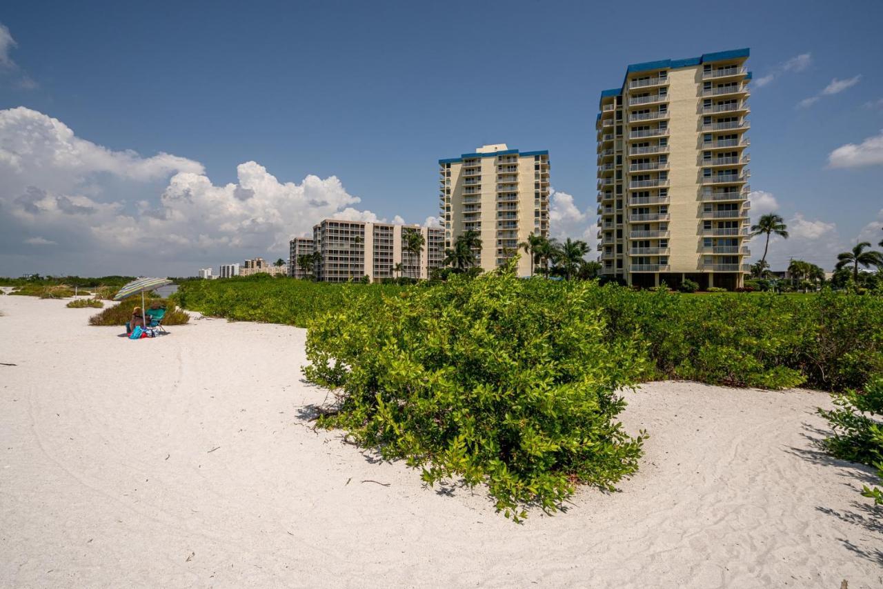 Updated Gulf Front Condo On The South End Of Fort Myers Beach! Condo Exteriér fotografie