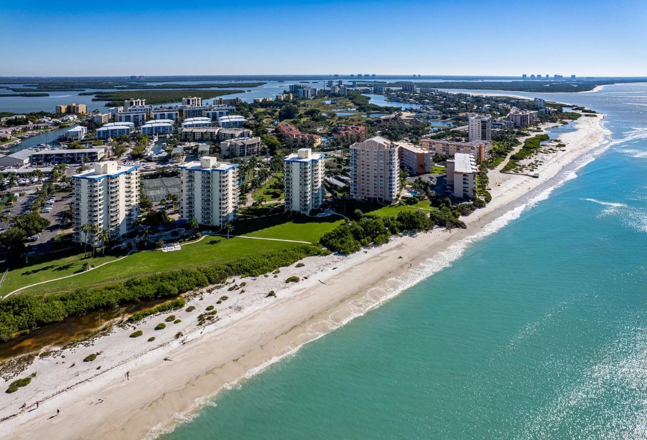 Updated Gulf Front Condo On The South End Of Fort Myers Beach! Condo Exteriér fotografie