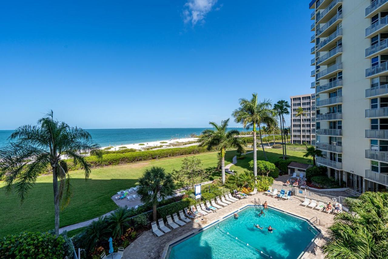 Updated Gulf Front Condo On The South End Of Fort Myers Beach! Condo Exteriér fotografie