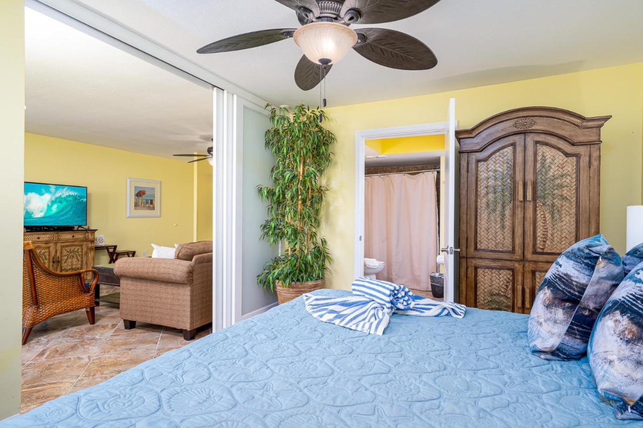 Updated Gulf Front Condo On The South End Of Fort Myers Beach! Condo Exteriér fotografie